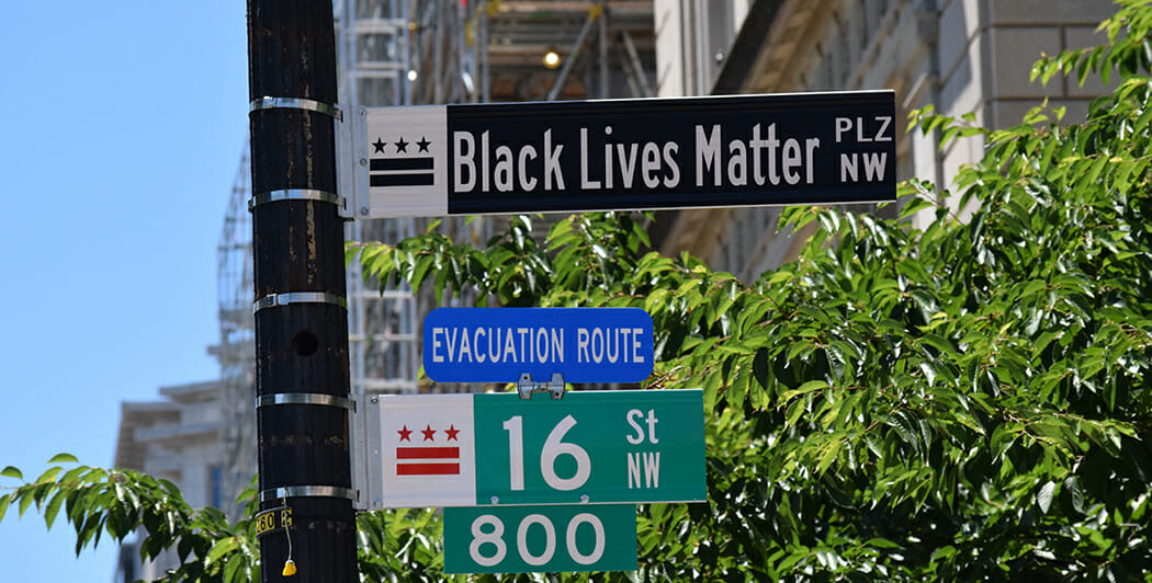 Black_Lives_Matter_Plaza_Sign.jpg
