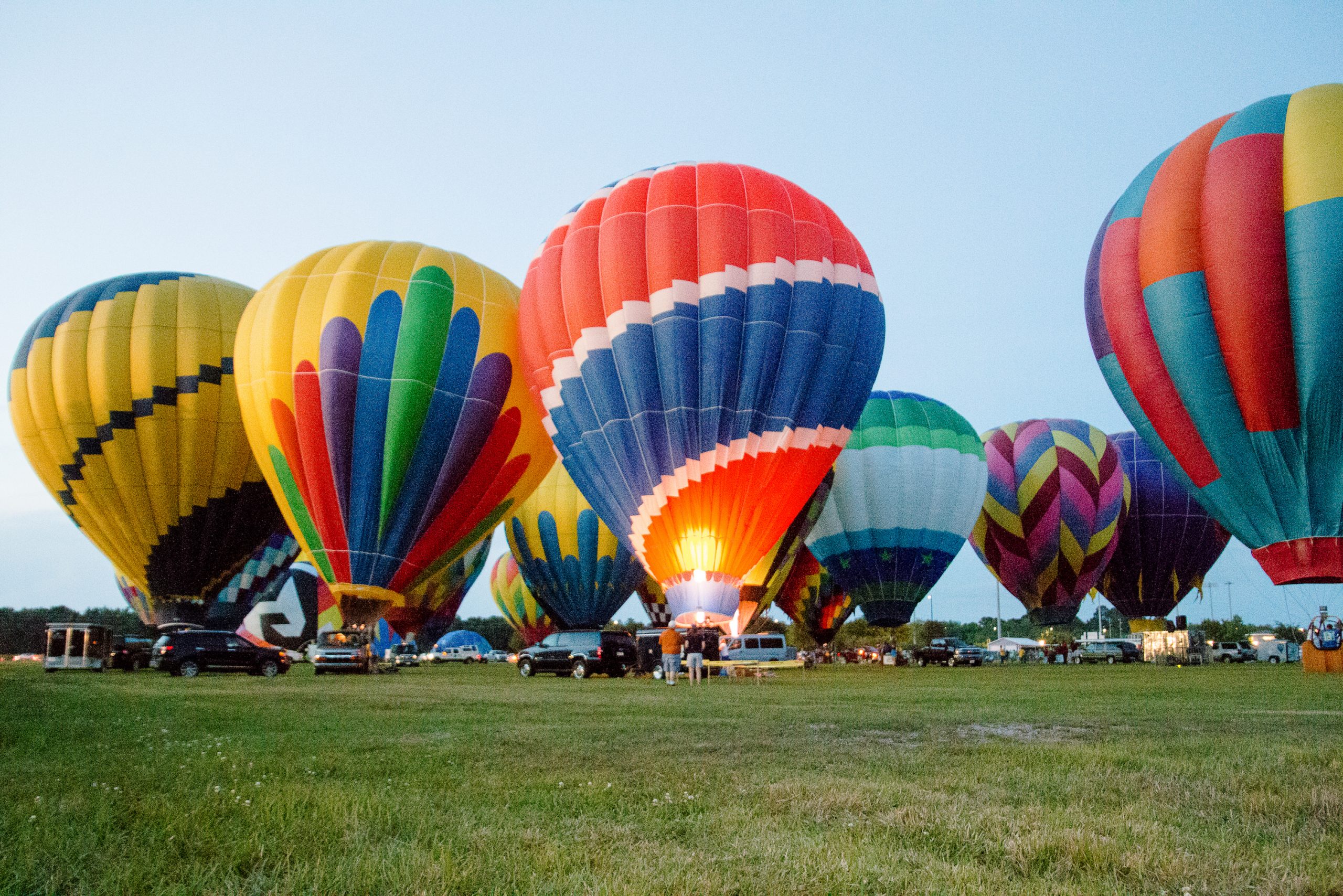 Memphis Flyer | Up and Away: Bluff City Balloon Jamboree Lifts off This ...