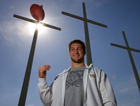 Christians In Sports - TIM TEBOW - LifeGiva