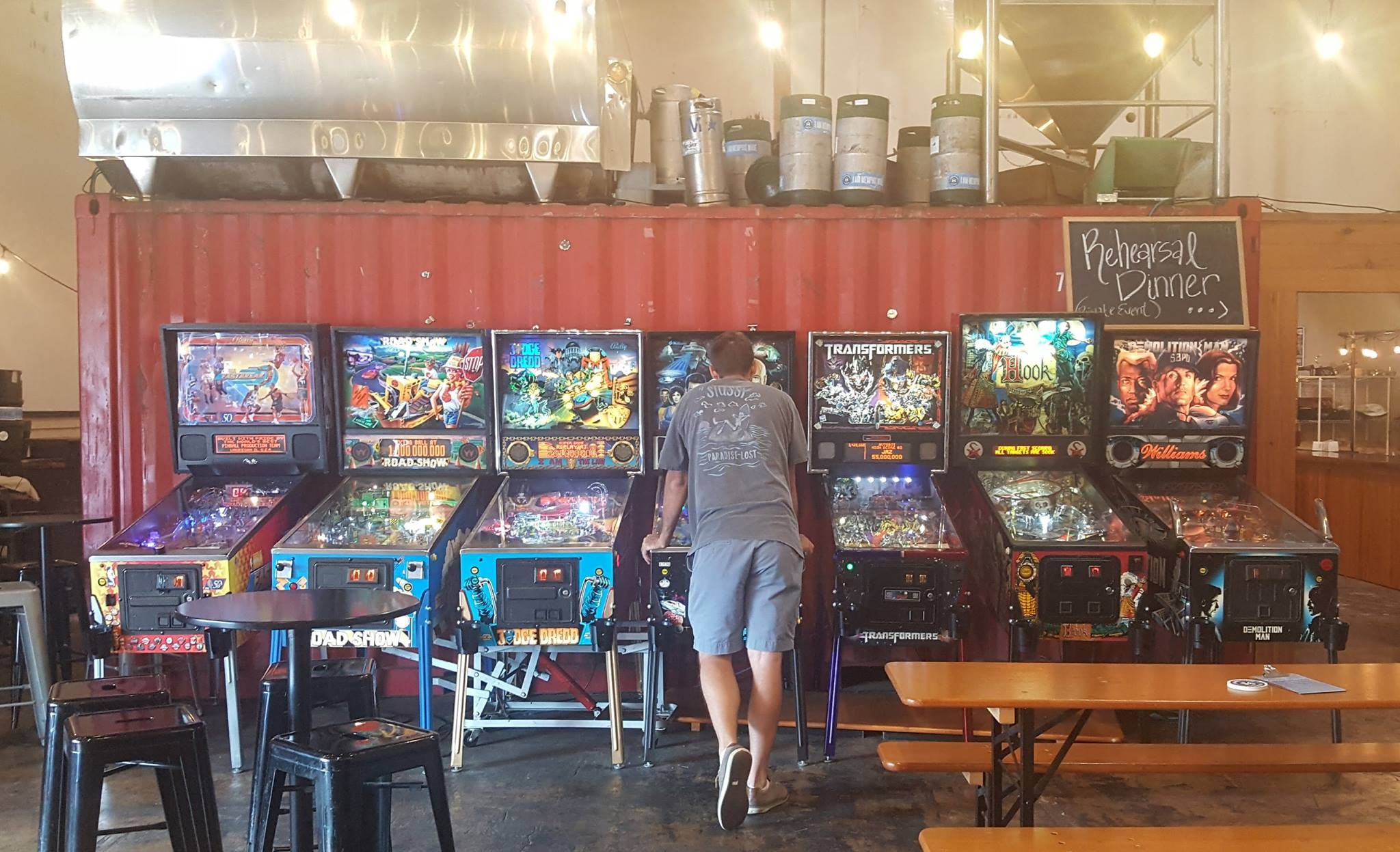 Memphis Flyer Memphians Vie to be Best Pinball Player in State