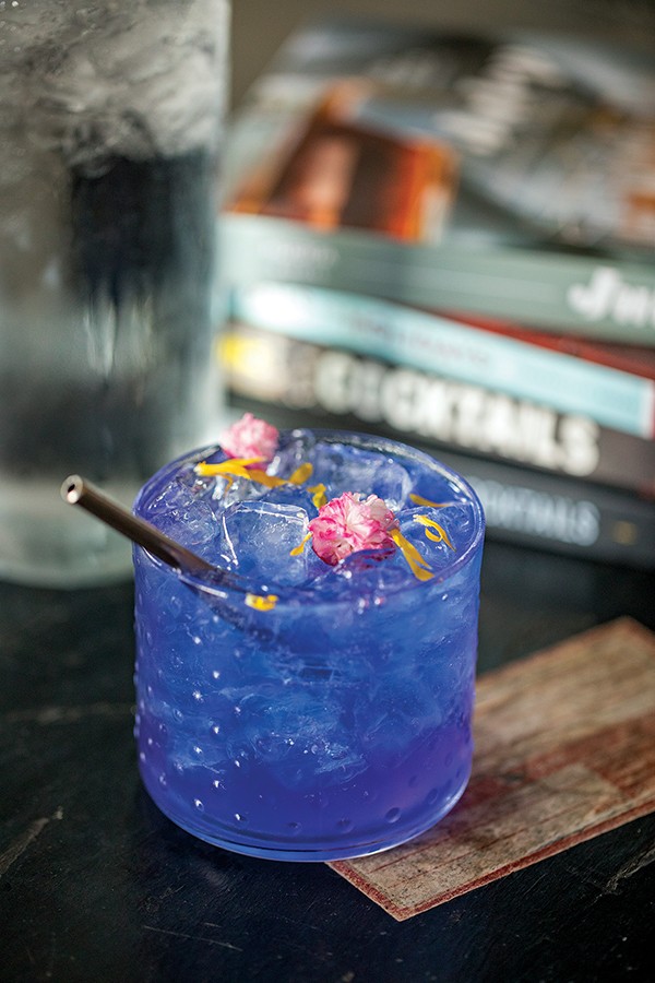 Memphis Flyer Bar Ware Brings Craft Cocktails — and a Juice Bar